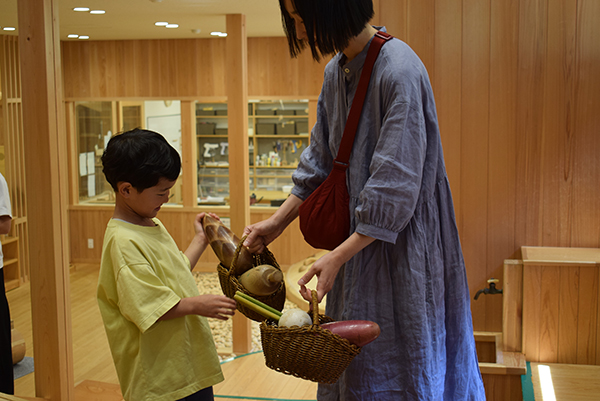 檜原 森のおもちゃ美術館